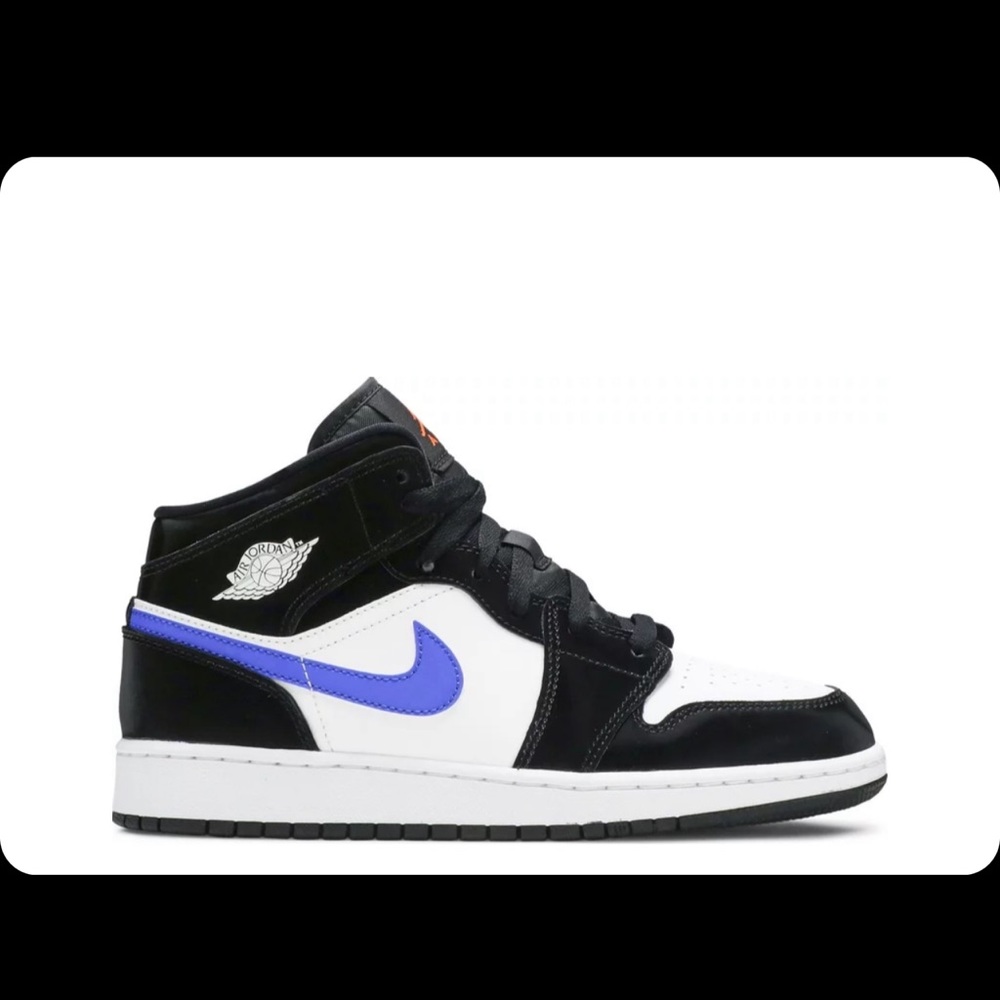 2020
Air Jordan 1 Mid GS 'Black Racer Blue'